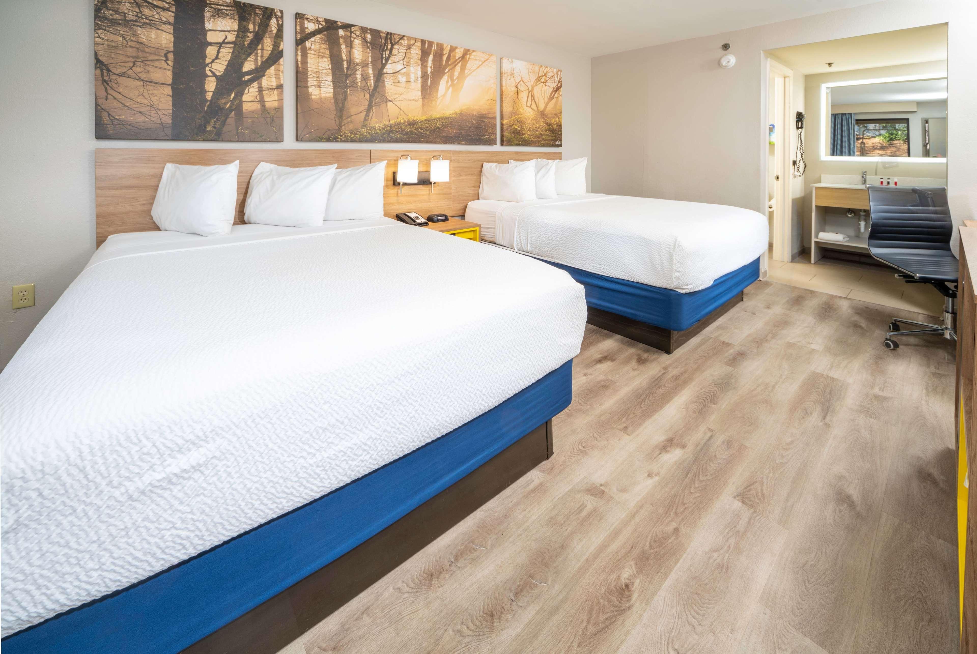 Days Inn By Wyndham Atlanta Stone Mountain Exteriör bild