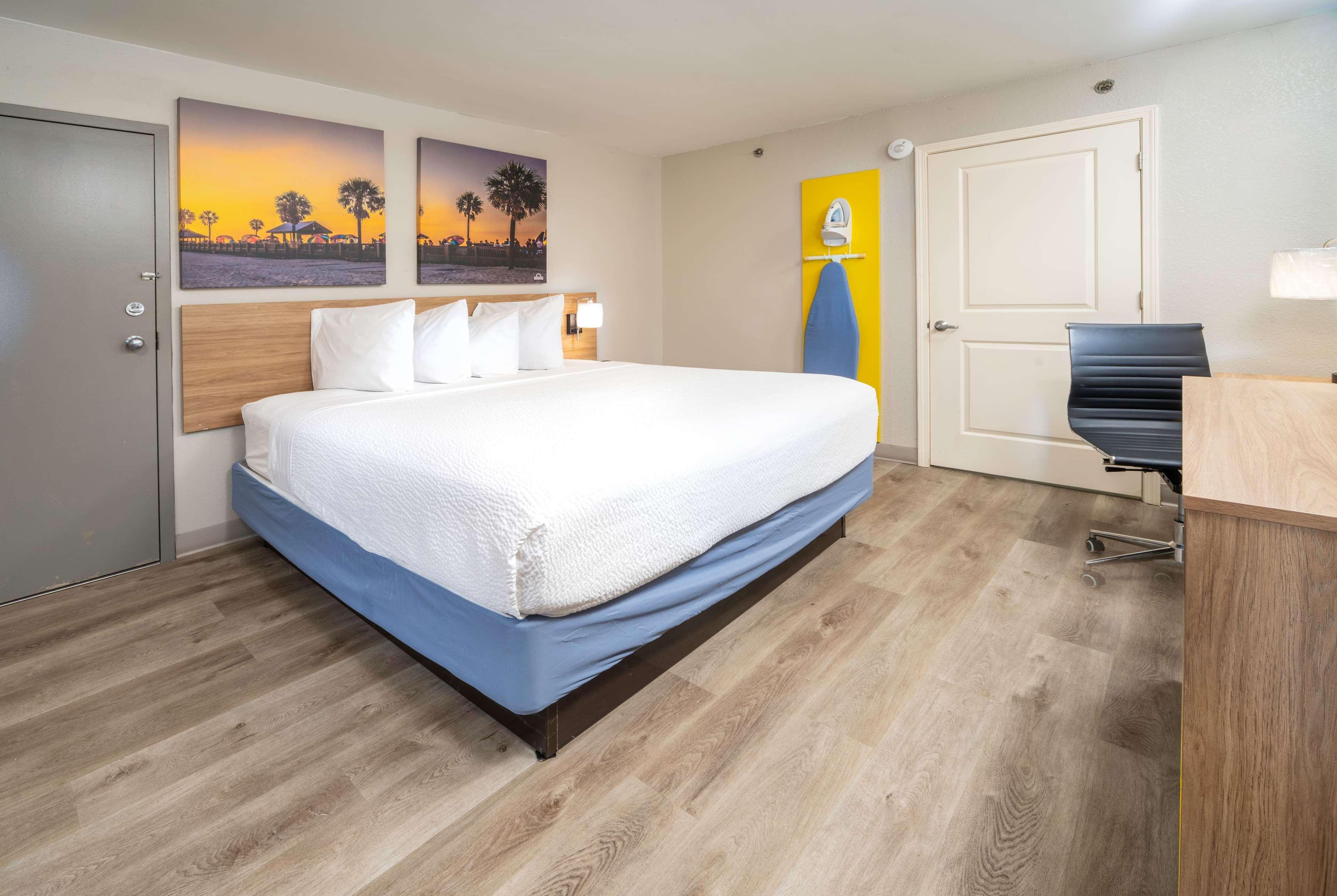 Days Inn By Wyndham Atlanta Stone Mountain Exteriör bild